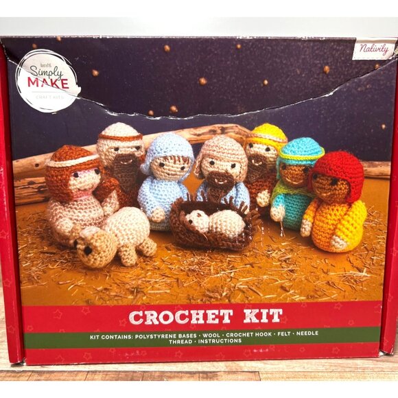 Nativity Scene Crochet Kit 9 Pieces - Picture 1 of 5